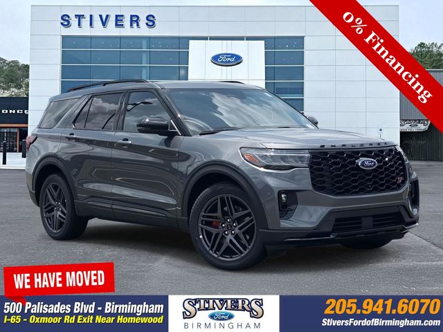 2025 Ford Explorer ST's photo