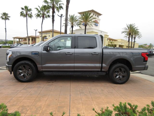 2025 Ford F-150 Lightning Flash