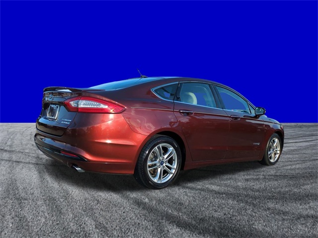 2015 Ford Fusion Hybrid Titanium photo 4