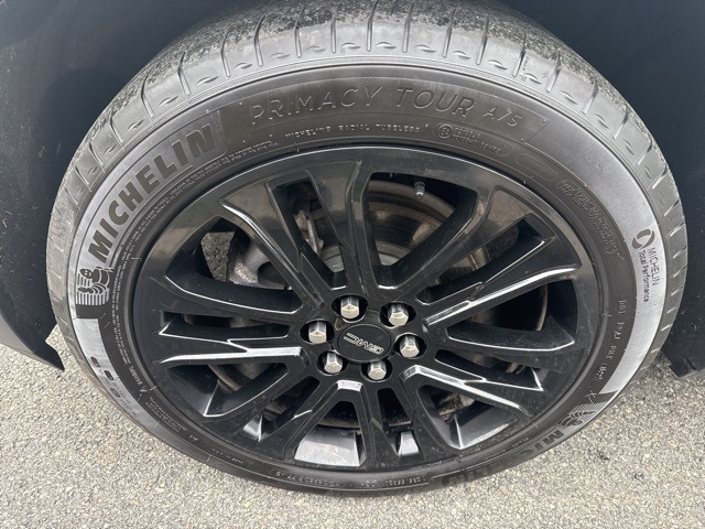 2022 Gmc Acadia SLE photo 3