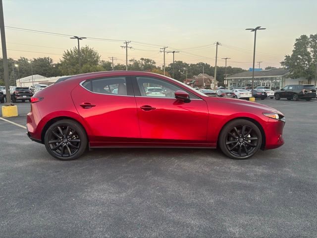 2019 Mazda Mazda3 Premium photo 4