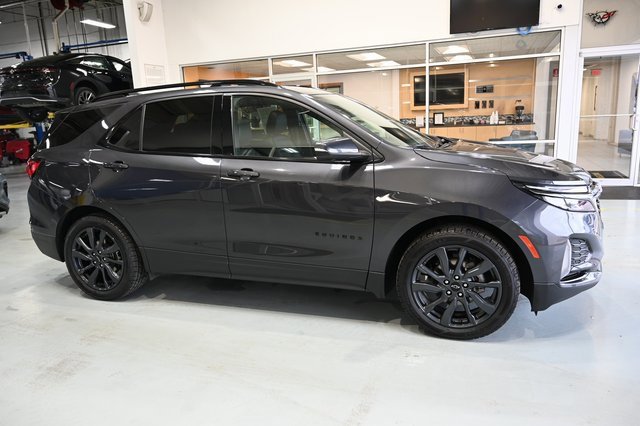 2022 Chevrolet Equinox RS photo 4