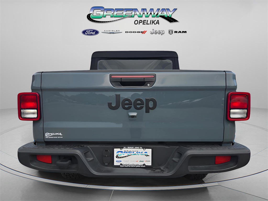 2024 Jeep Gladiator Sport photo 3