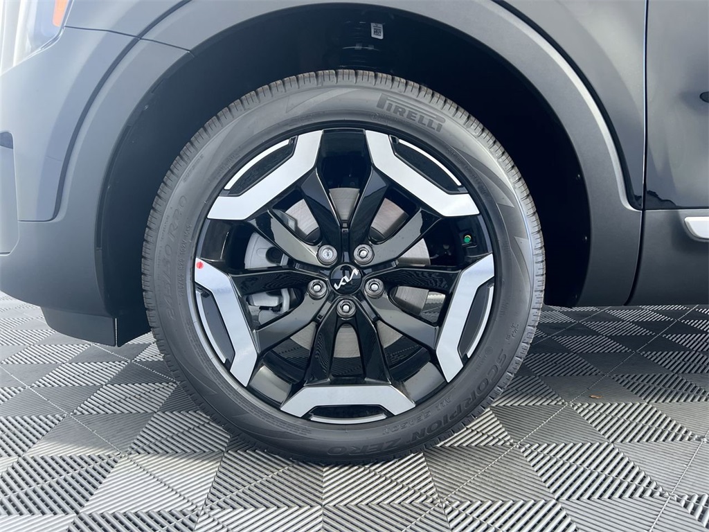 2025 Kia Telluride EX photo 12