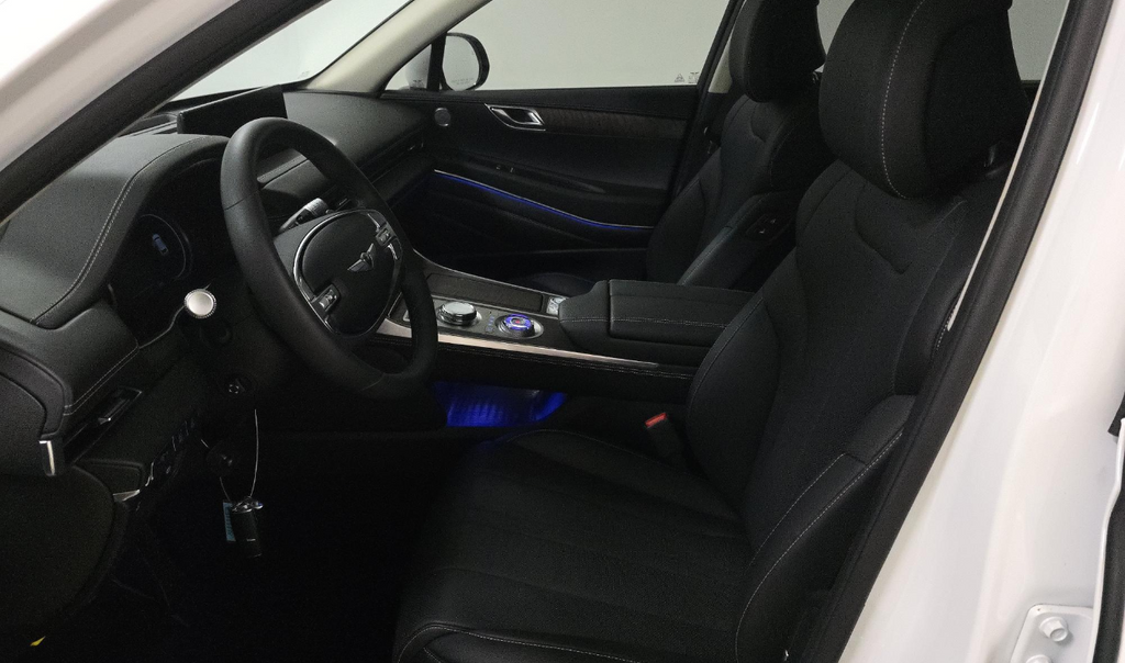 2024 Genesis GV80 3.5T photo 2