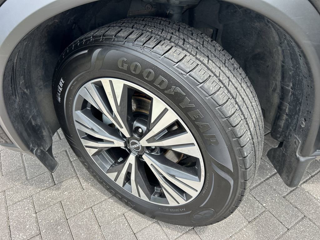 2023 Nissan Rogue SV photo 29