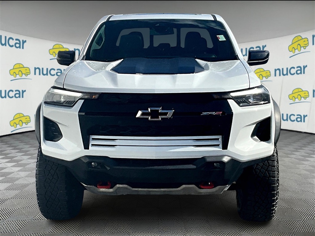 2024 Chevrolet Colorado ZR2 photo 2