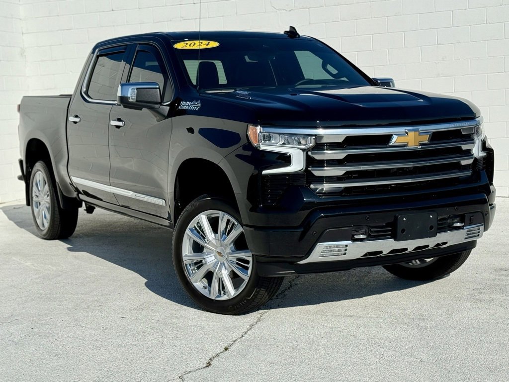 2024 Chevrolet Silverado 1500 High Country photo 2
