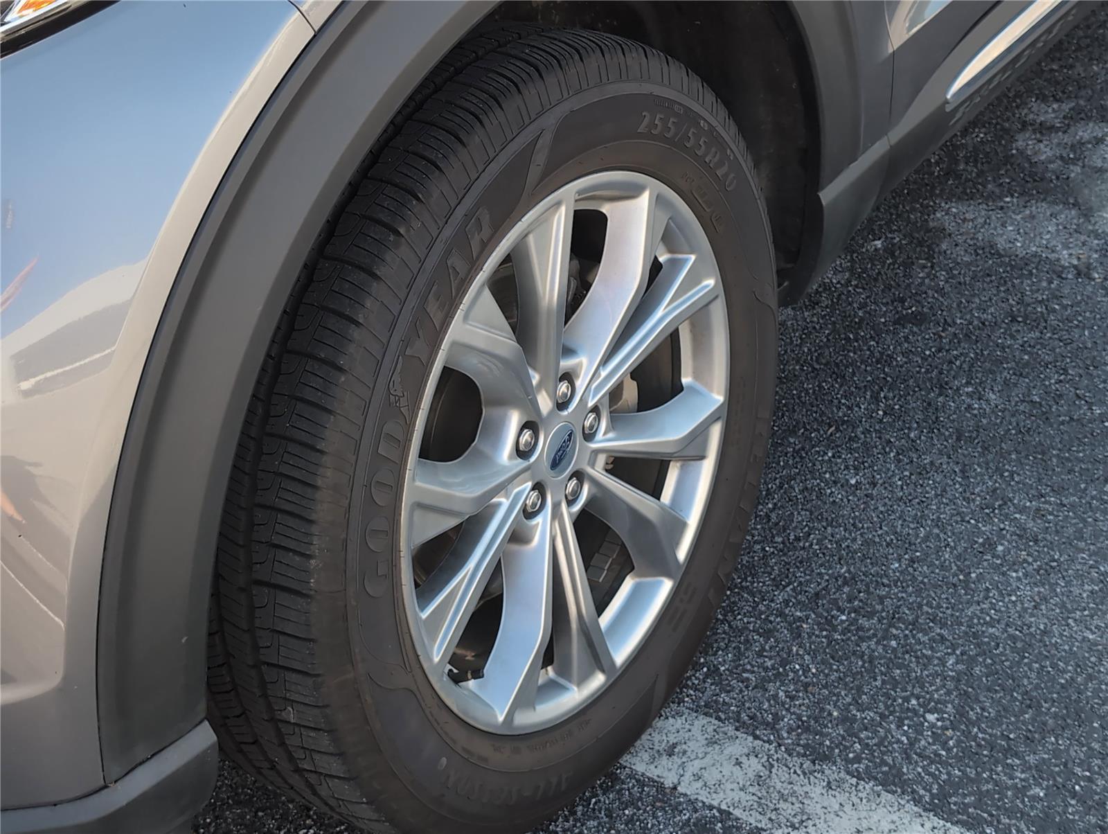 2022 Ford Explorer XLT photo 28