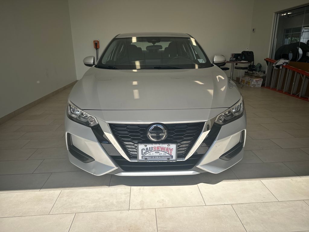 2021 Nissan Sentra SV photo 2