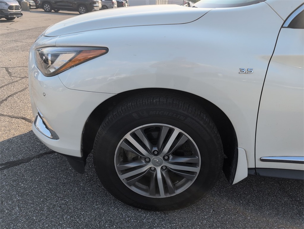 2020 Infiniti QX60 Luxe AWD photo 22