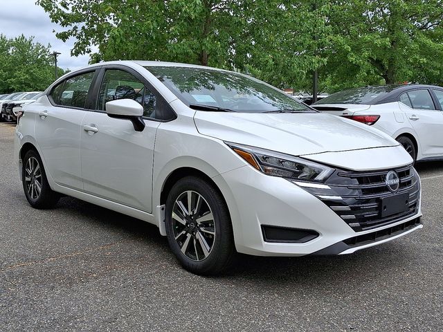 2025 Nissan Versa SV photo 2