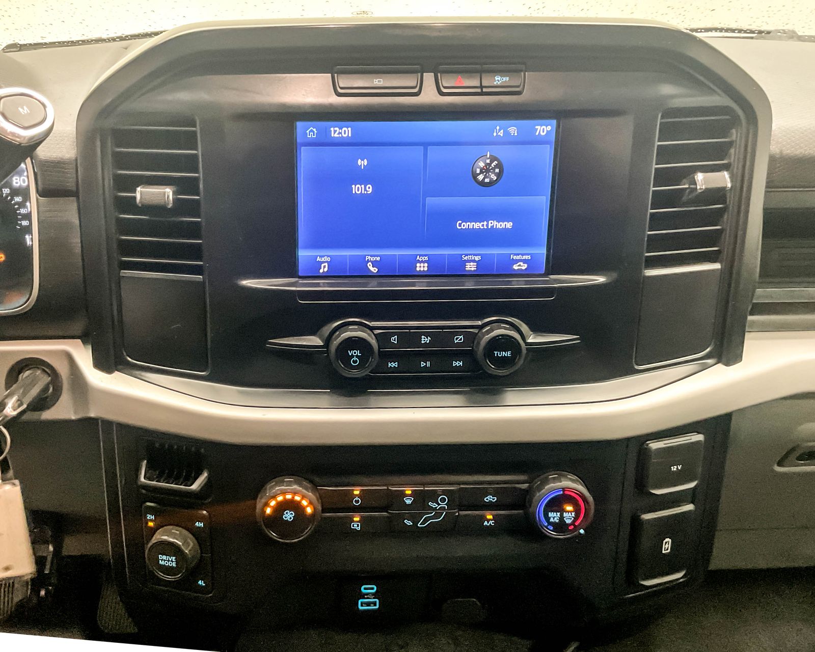 2022 Ford F-150 XL photo 12
