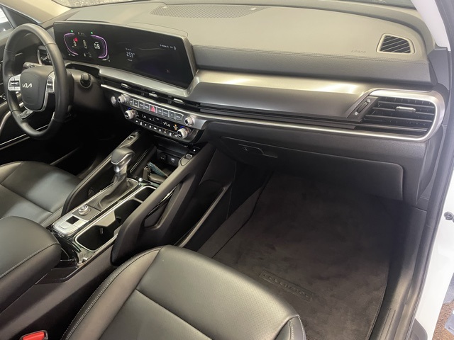 2025 Kia Telluride S photo 17