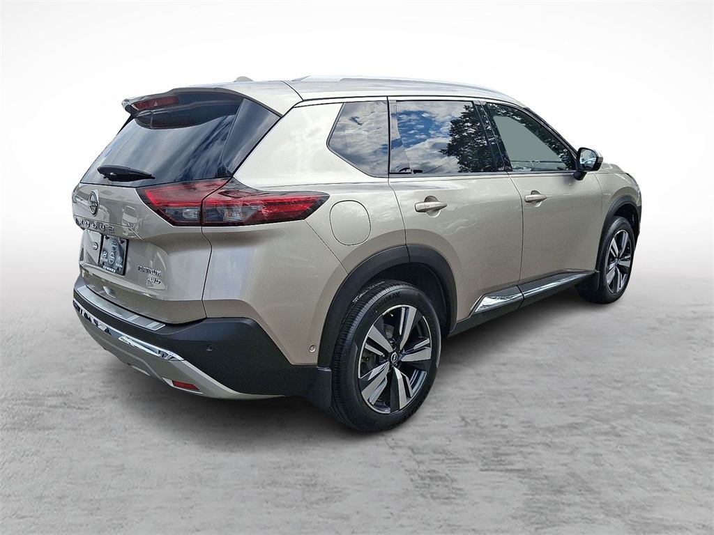 2023 Nissan Rogue Platinum photo 11