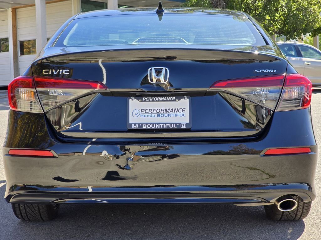 2023 Honda Civic Sport photo 2
