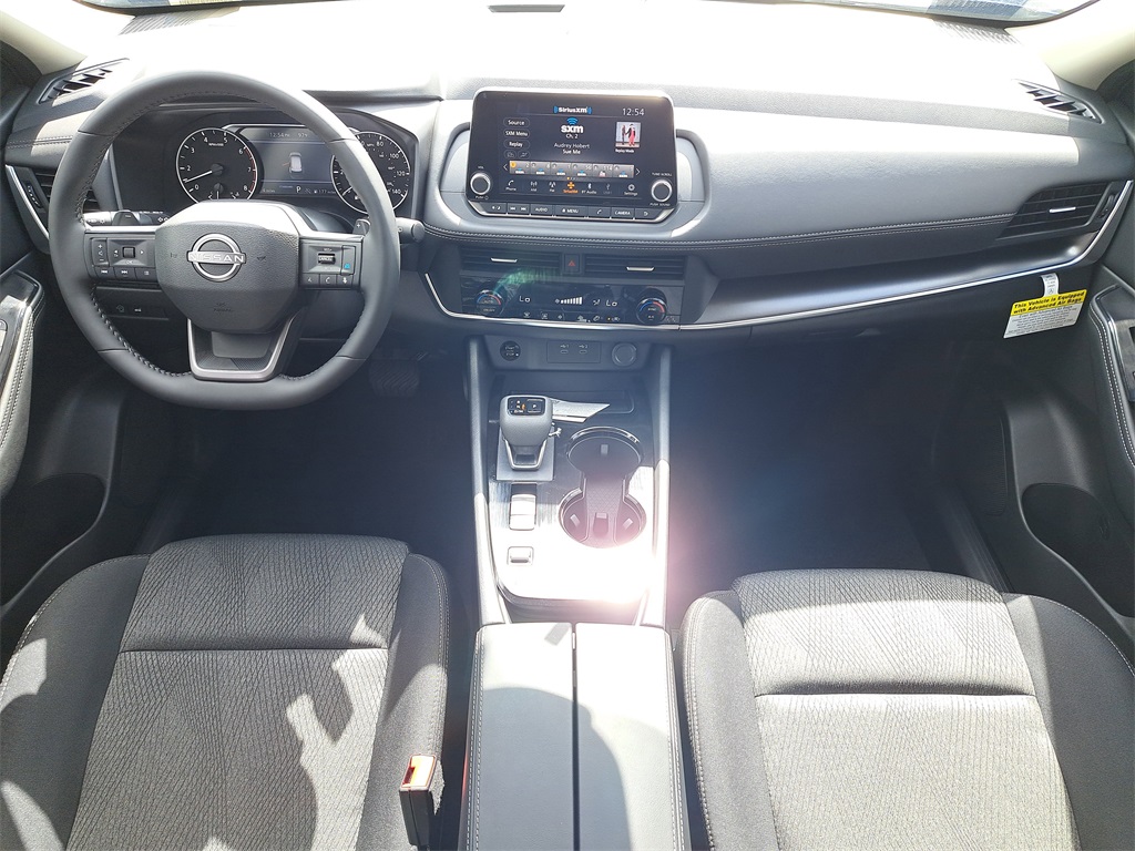2026 Nissan Rogue SV photo 16