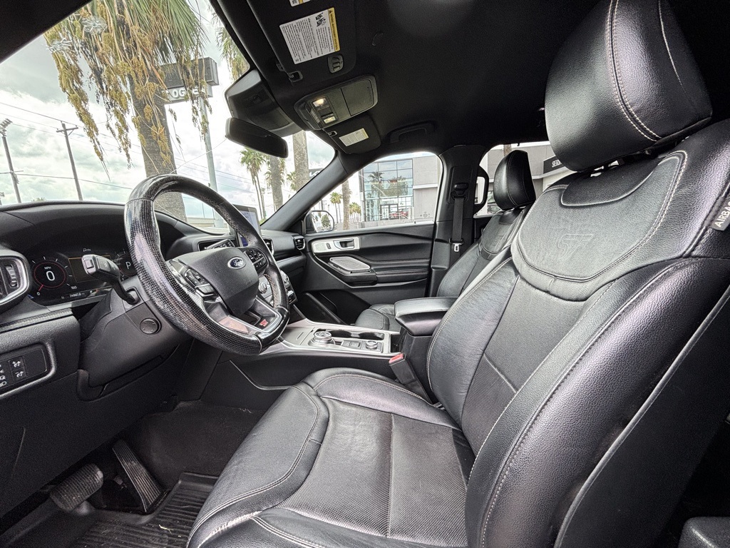 2020 Ford Explorer ST photo 9