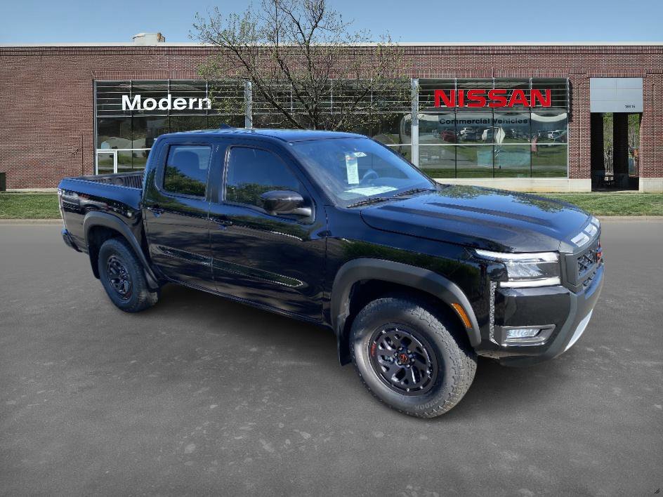 2025 Nissan Frontier PRO-4X photo 5
