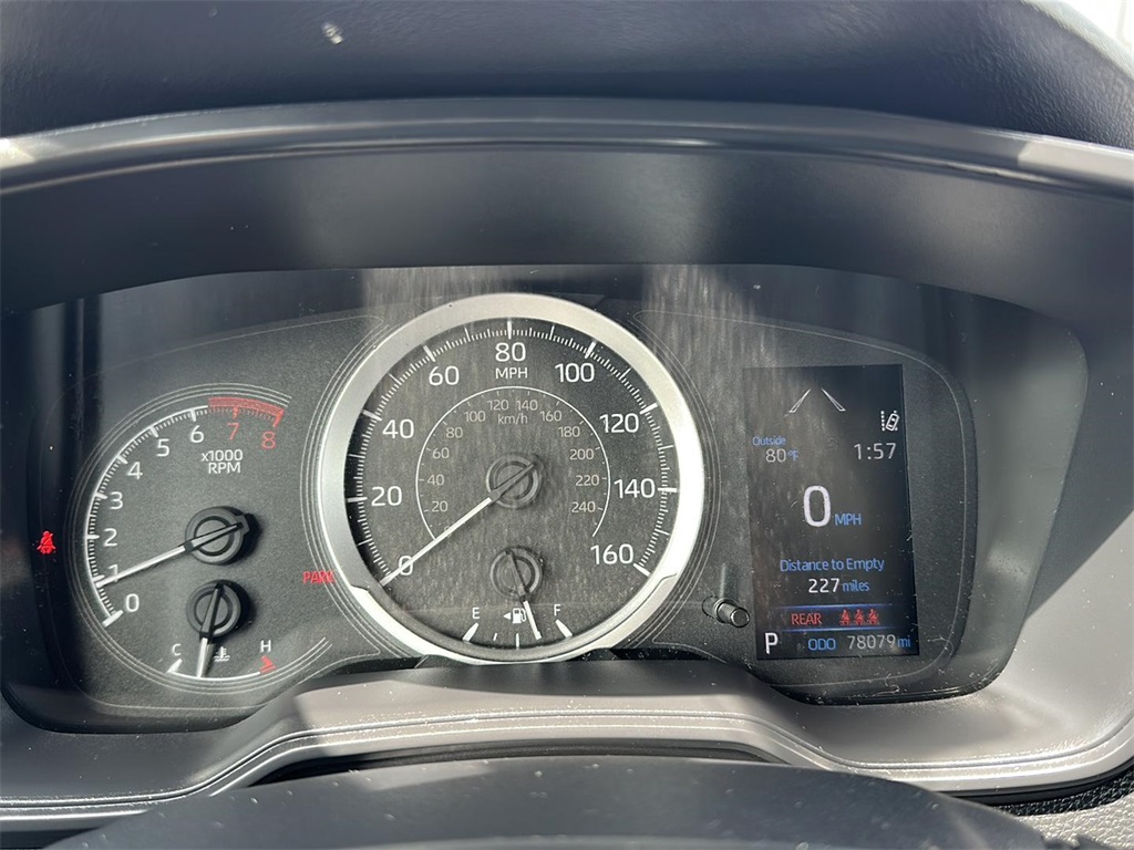 2022 Toyota Corolla LE photo 8