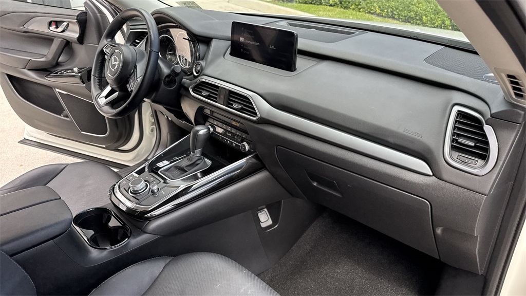 2022 Mazda CX-9 Touring photo 32
