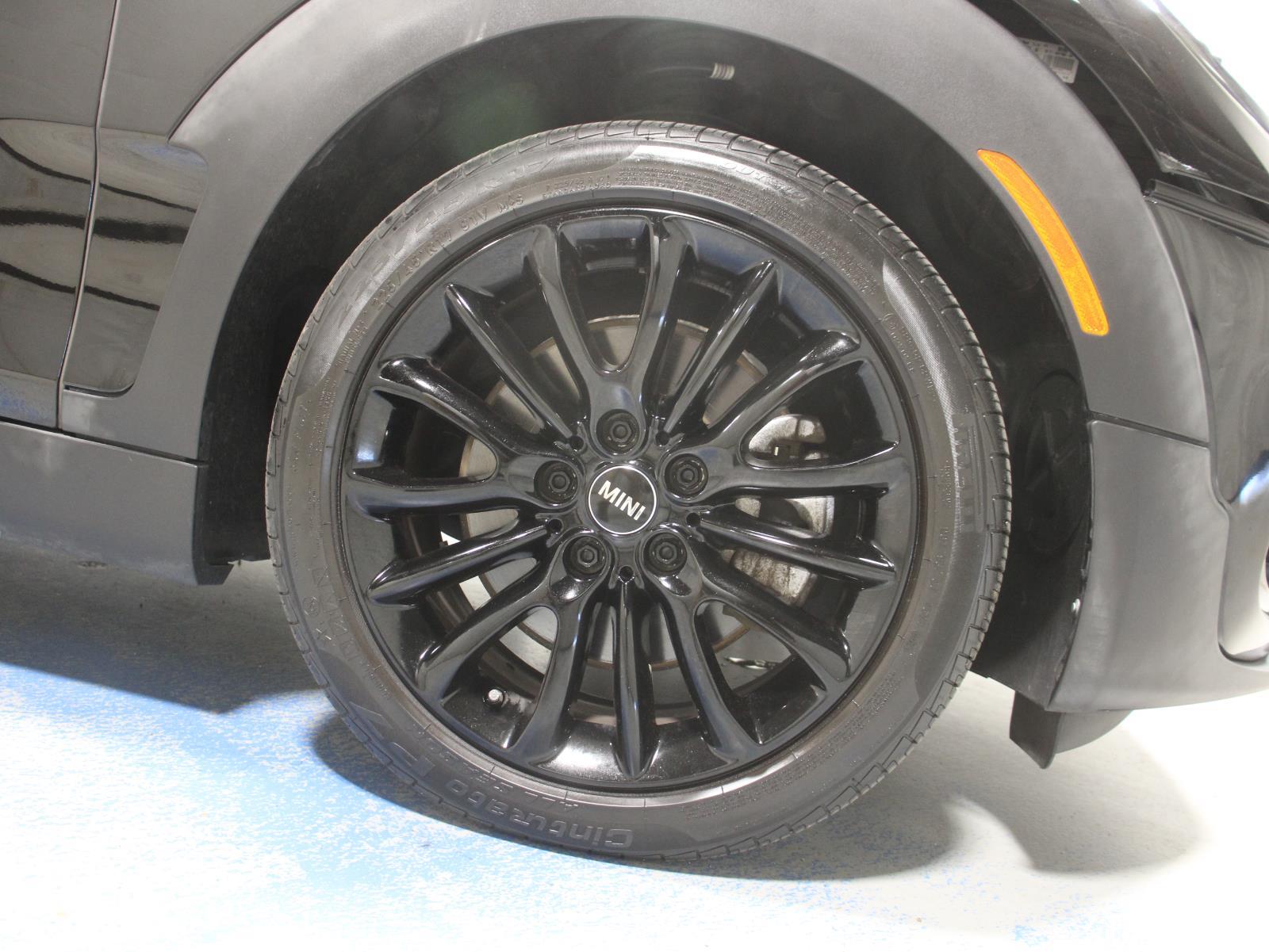 2022 Mini Clubman Base S ALL4 photo 21