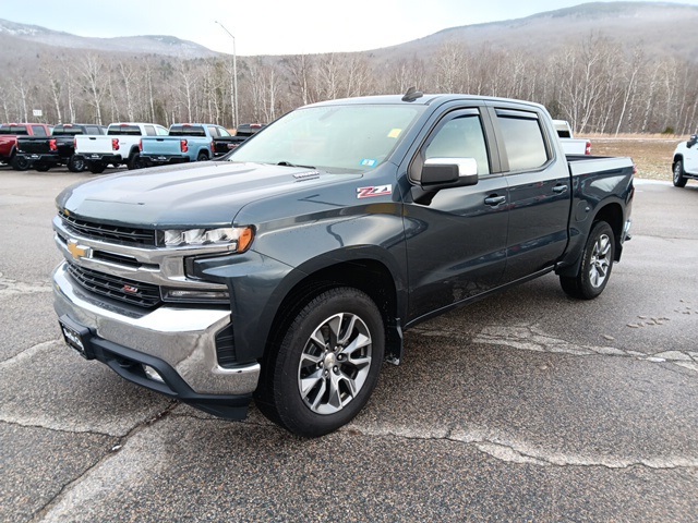 2021 Chevrolet Silverado 1500 LT photo 3