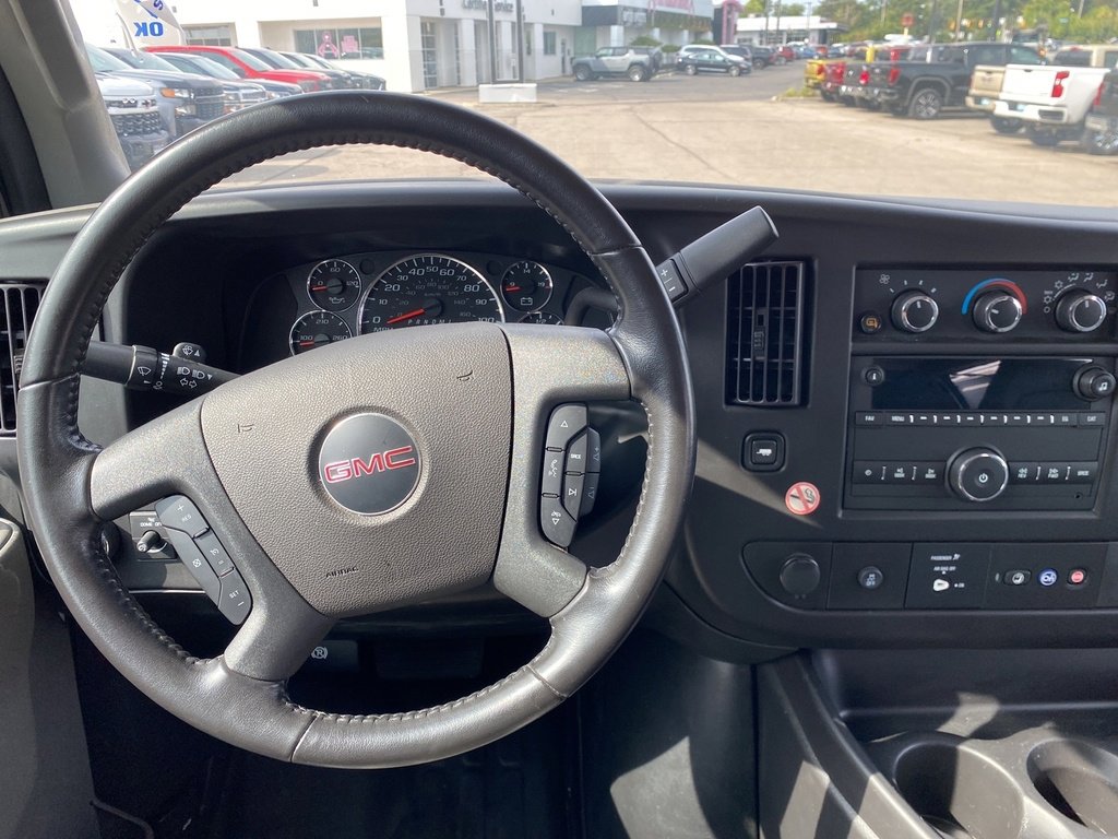 2023 Gmc Savana Cargo 2500 photo 10