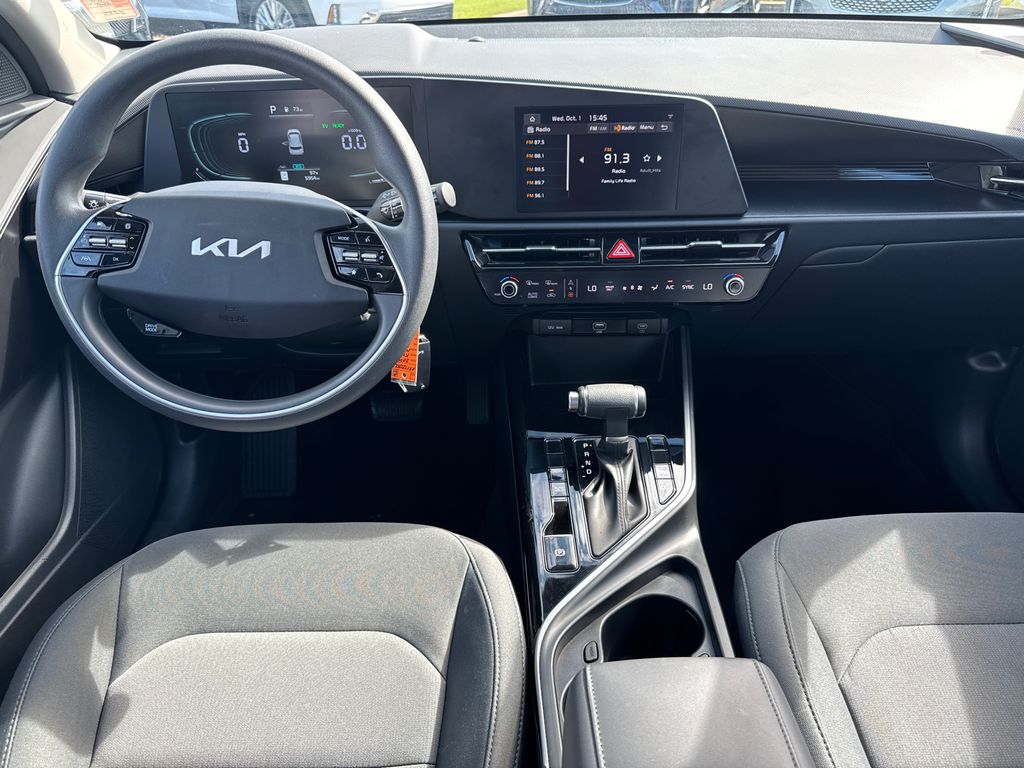 2024 Kia Niro LX photo 22