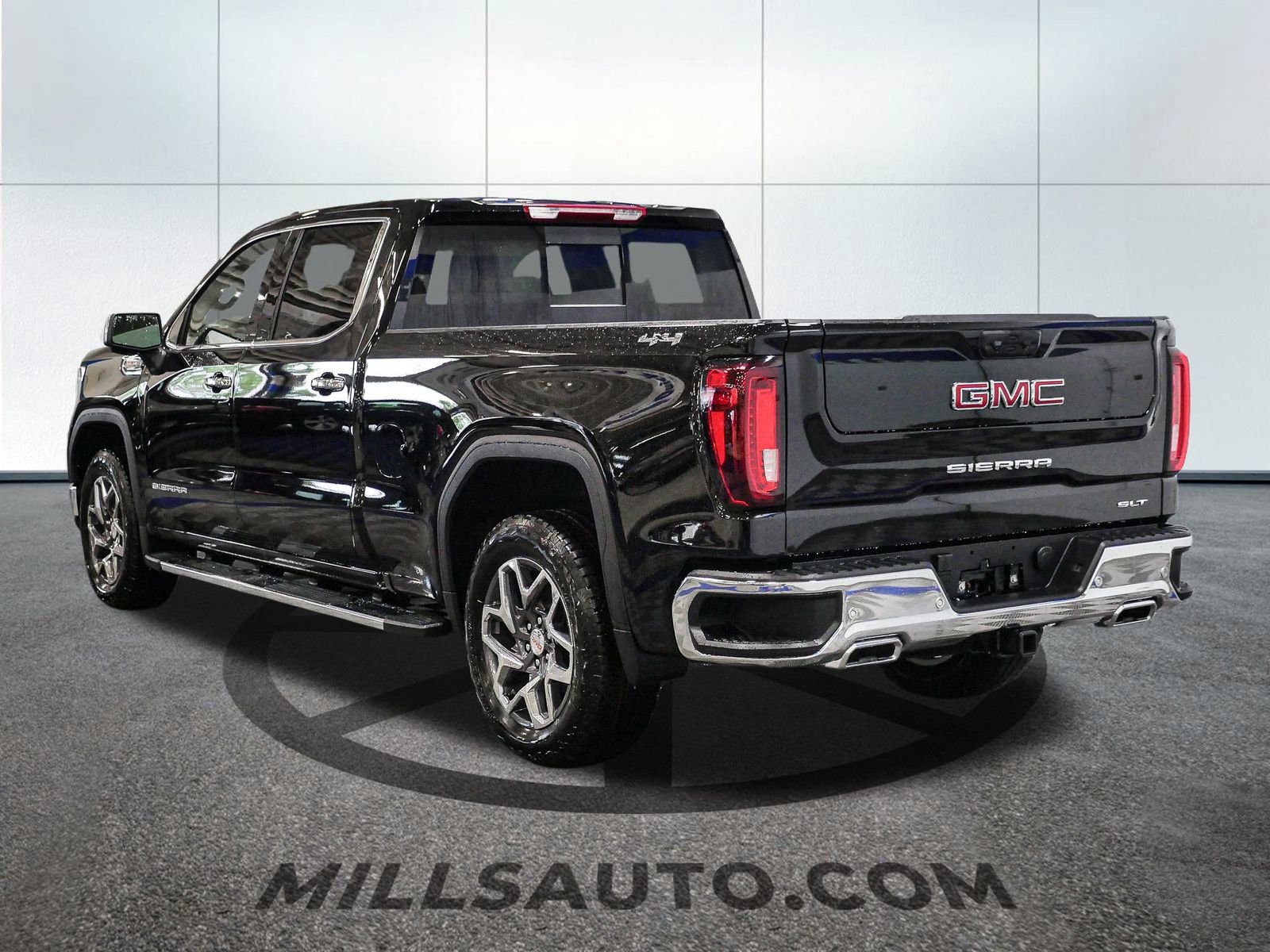 2025 Gmc Sierra 1500 SLT photo 3