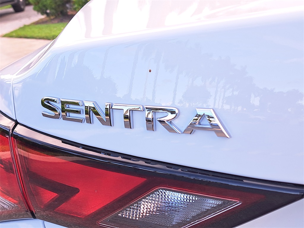 2025 Nissan Sentra S photo 9
