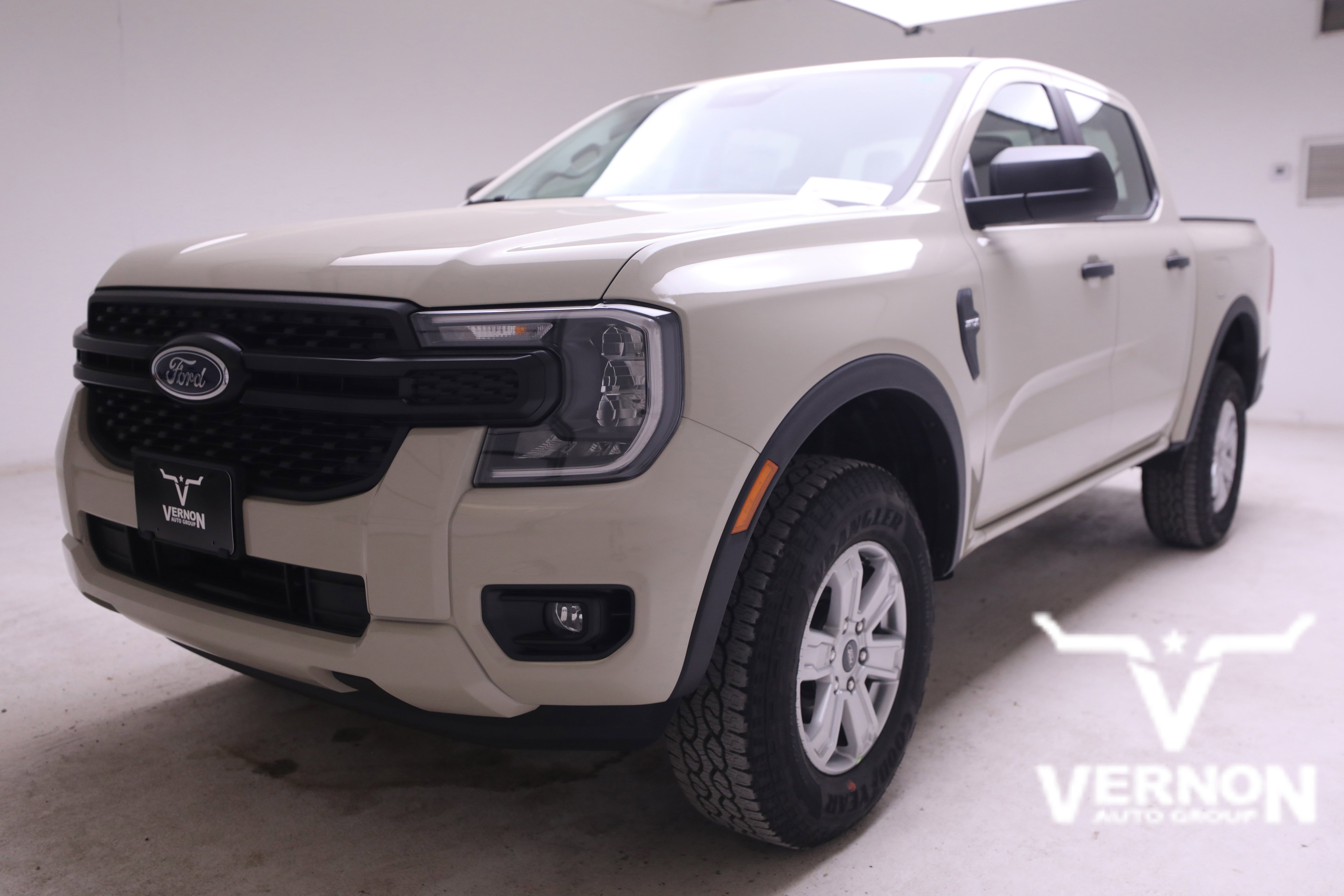 2025 Ford Ranger XL's photo