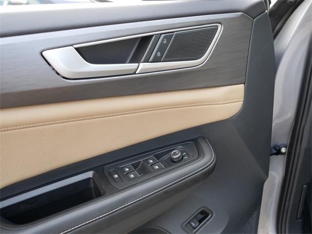2024 Volkswagen Atlas Cross Sport SE Technology photo 14