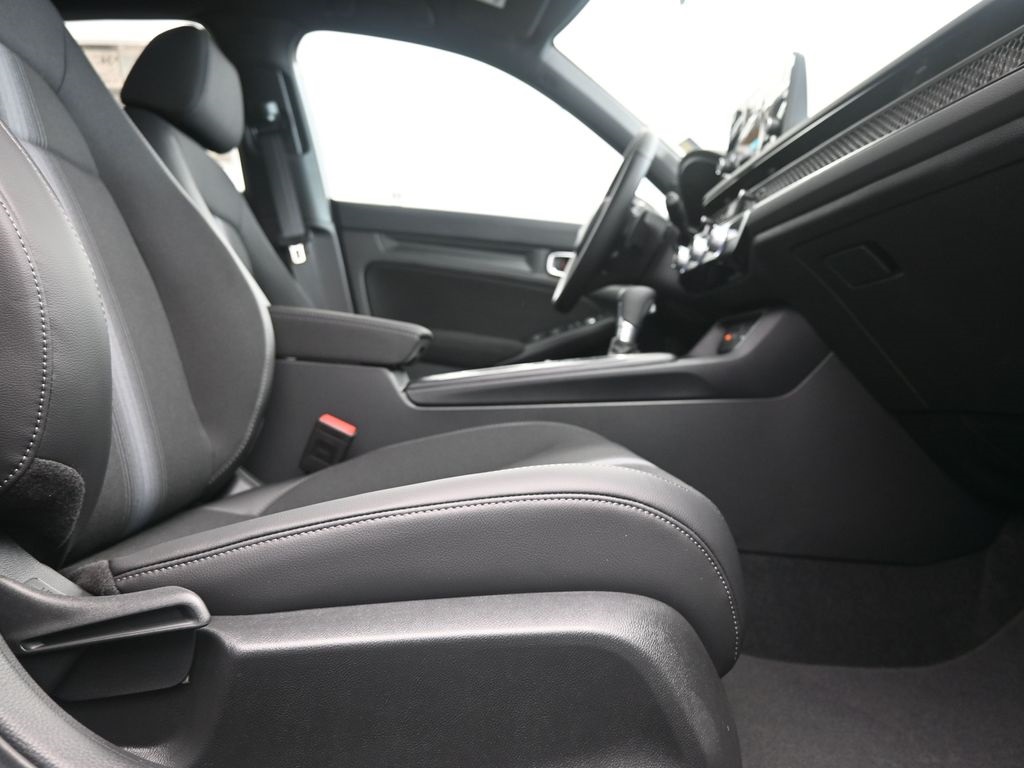 2025 Honda Civic Hatchback Sport photo 28