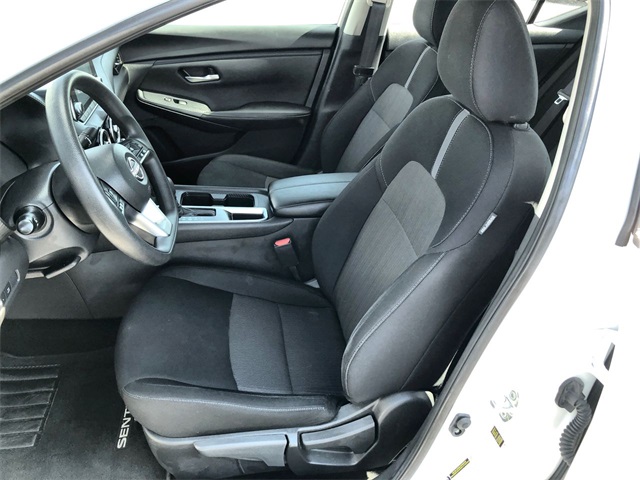 2024 Nissan Sentra SV photo 3