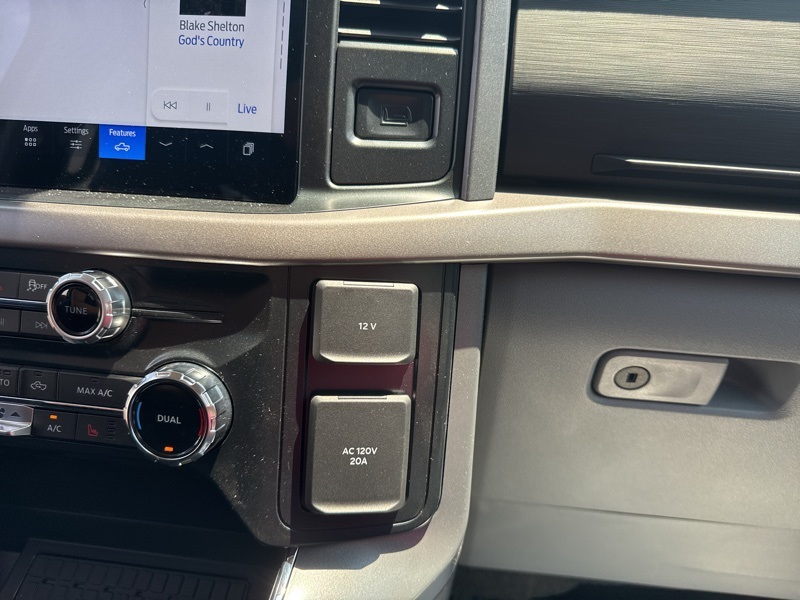 2025 Ford F-150 XLT photo 37
