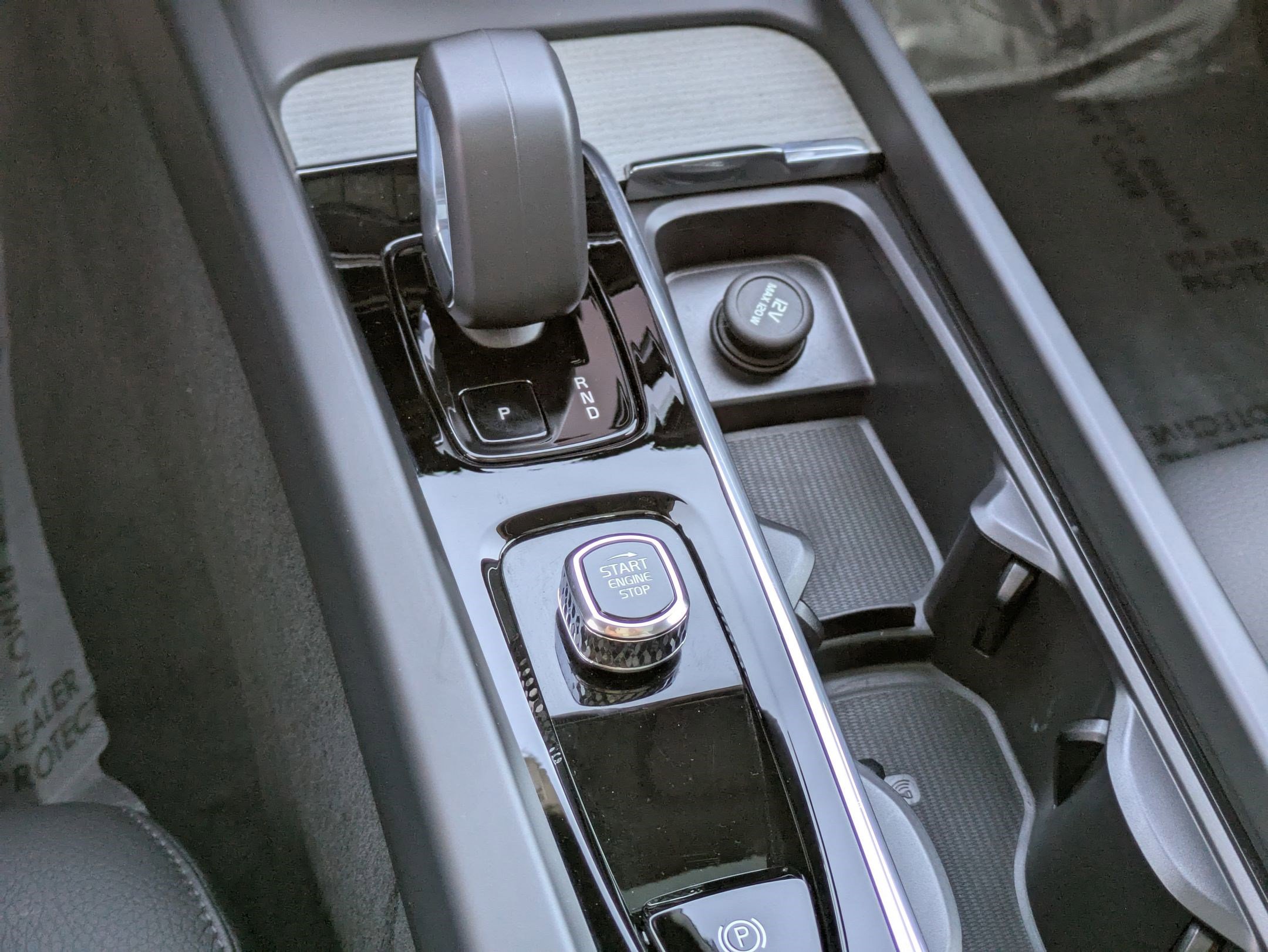 2025 Volvo XC60 Plus photo 23