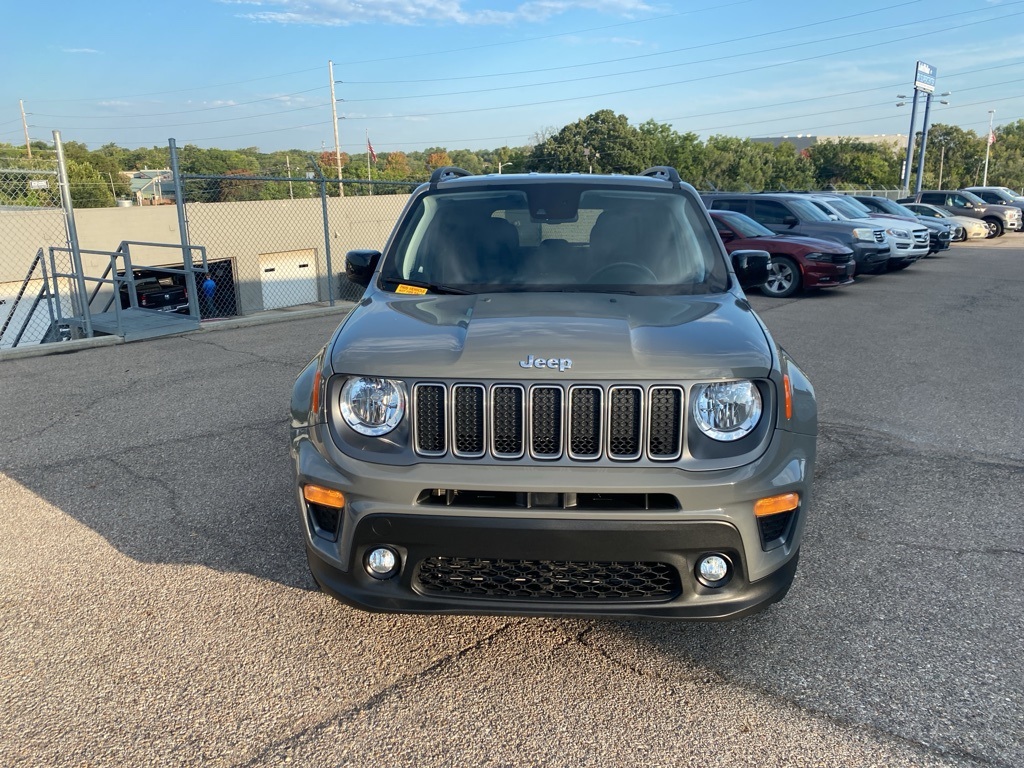 Used 2022 Jeep Renegade Limited with VIN ZACNJDD14NPN66433 for sale in Kansas City