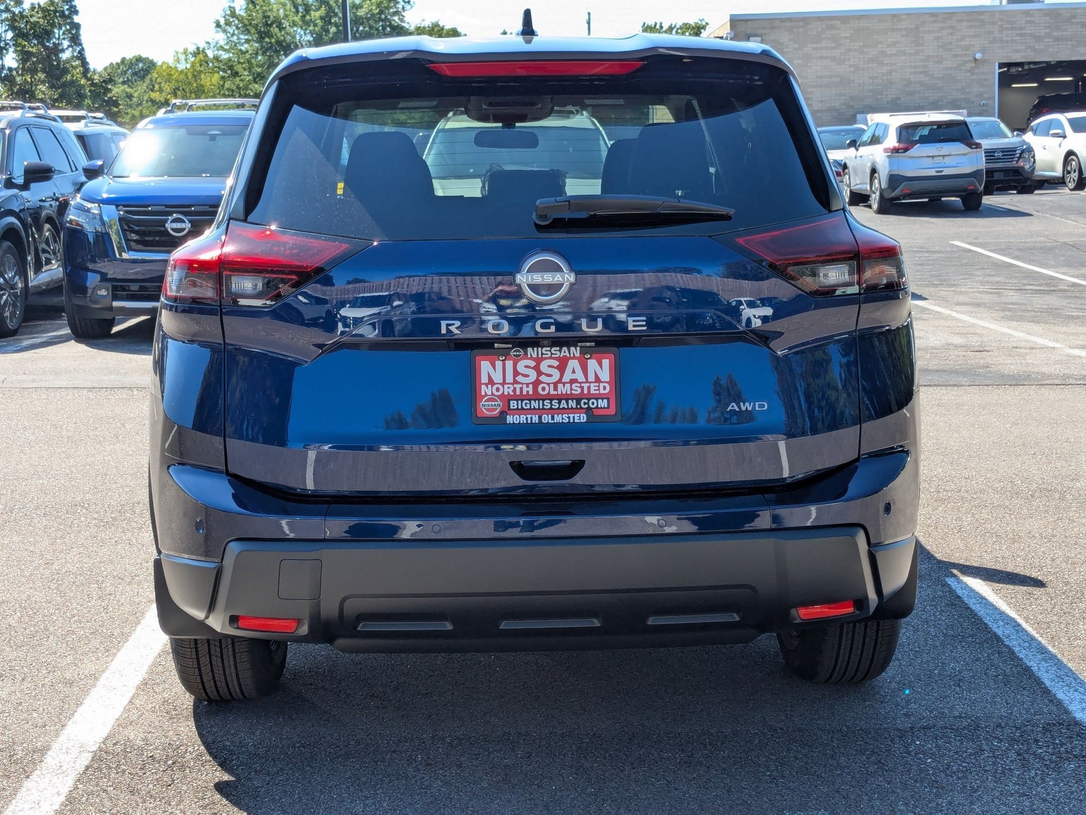 2026 Nissan Rogue SV photo 6