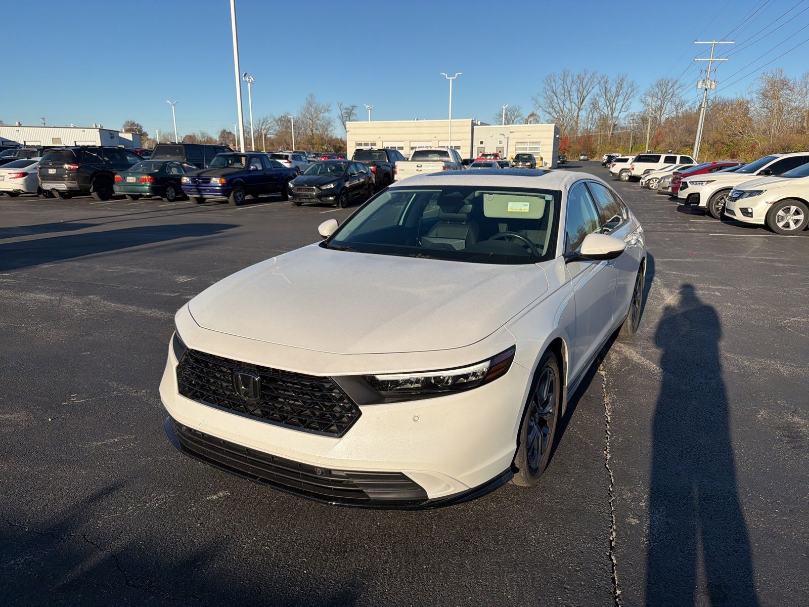 2023 Honda Accord Hybrid EX-L photo 2