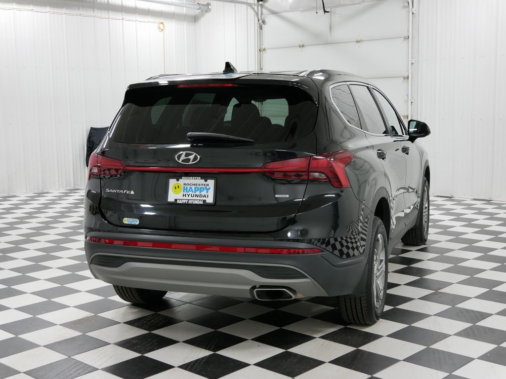 2022 Hyundai Santa Fe SE photo 4