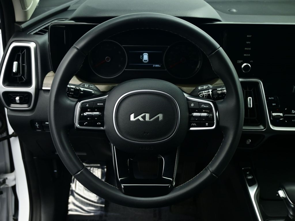 2023 Kia Sorento X-Line EX photo 3