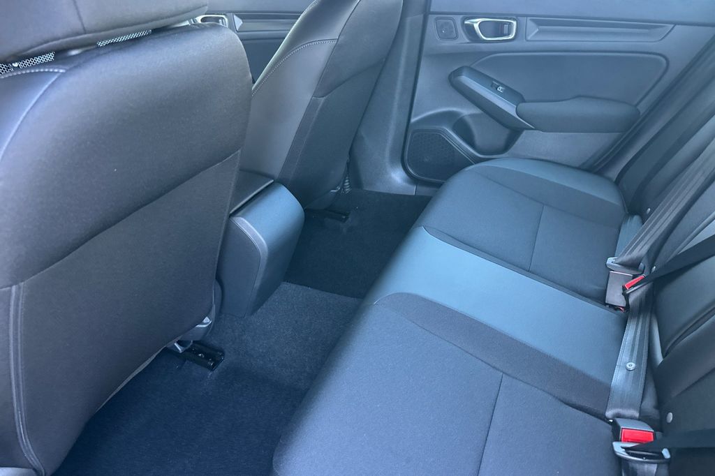 2026 Honda Civic Sport photo 9