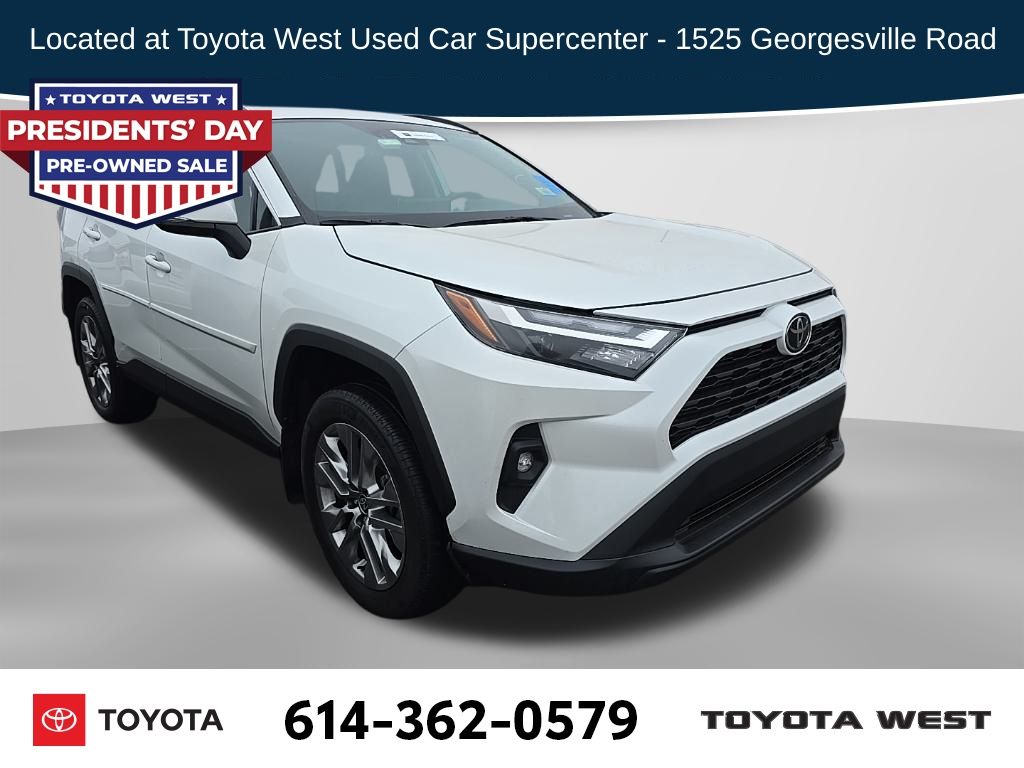 2023 Toyota RAV4 XLE Premium