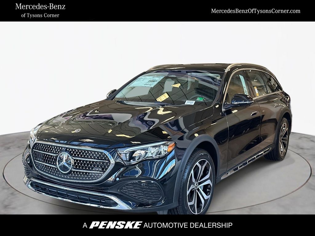 2025 Mercedes-Benz E-Class E450 All-Terrain's photo