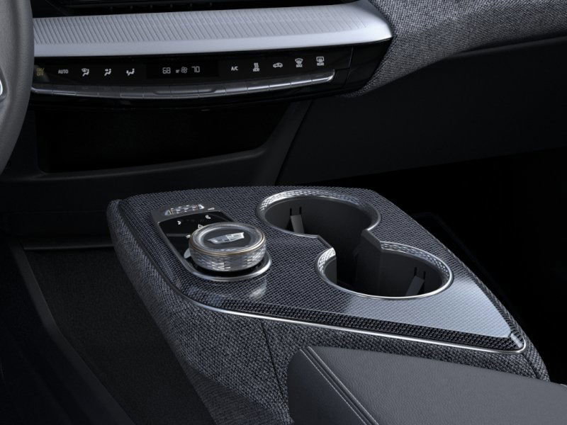2025 Cadillac Optiq Luxury photo 21