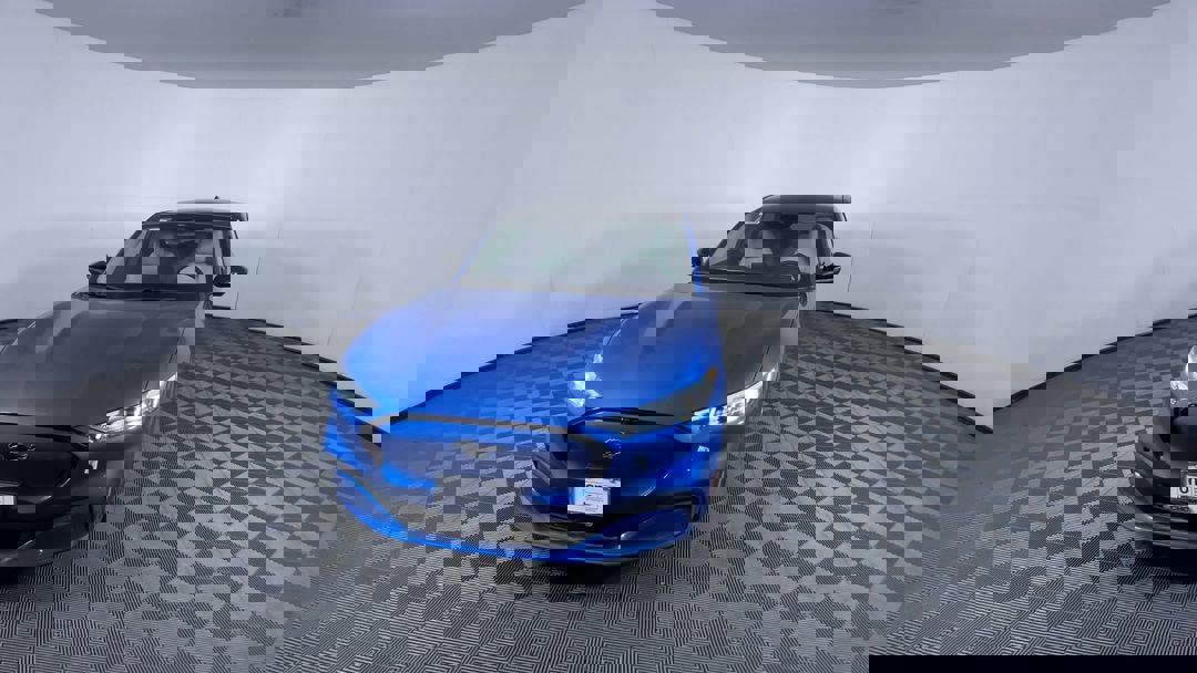 2025 Ford Mustang Mach-E Premium photo 3