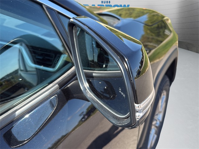 2023 Toyota RAV4 XLE photo 9