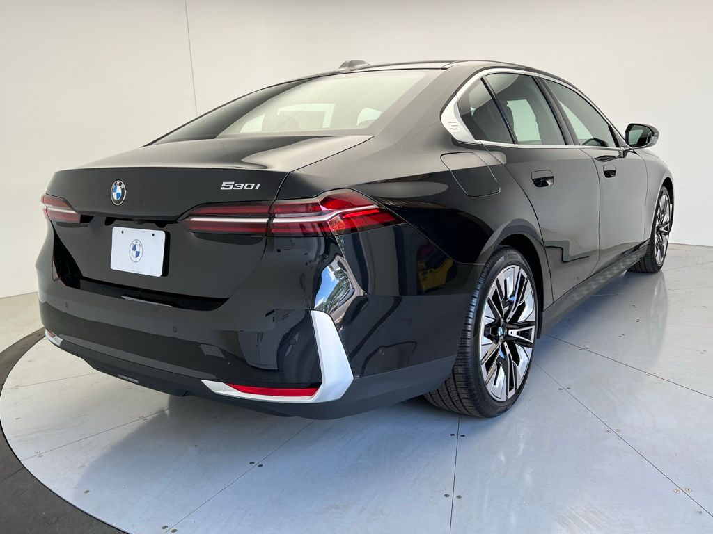 2025 Bmw 530i photo 3