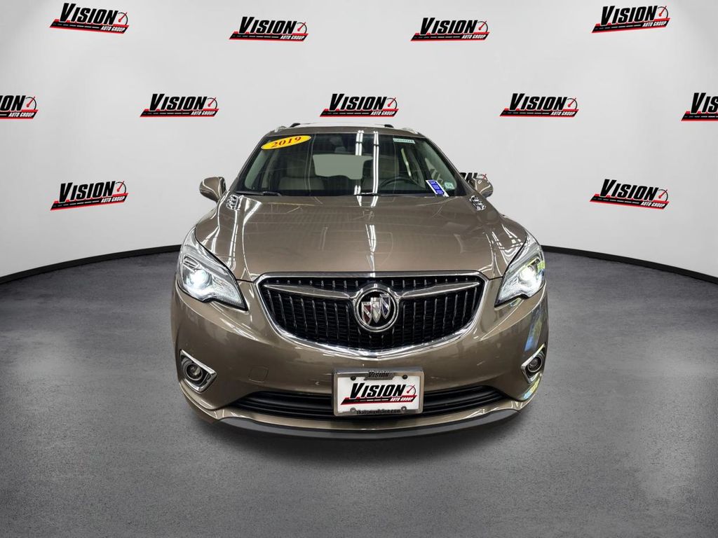 2019 Buick Envision Essence photo 2